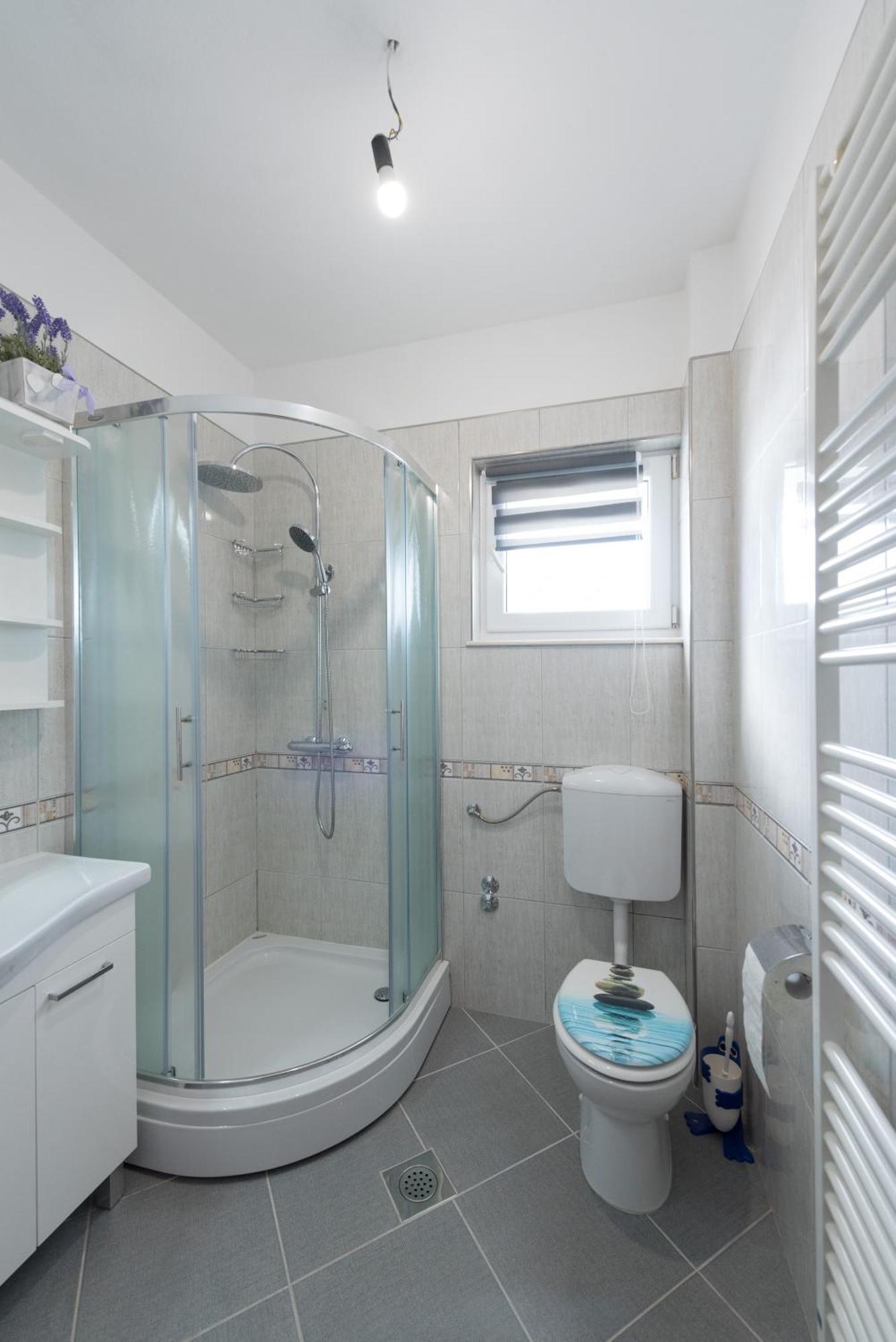 Luxury Apartment With Garden Jacuzzi And Wellness Трогир Экстерьер фото