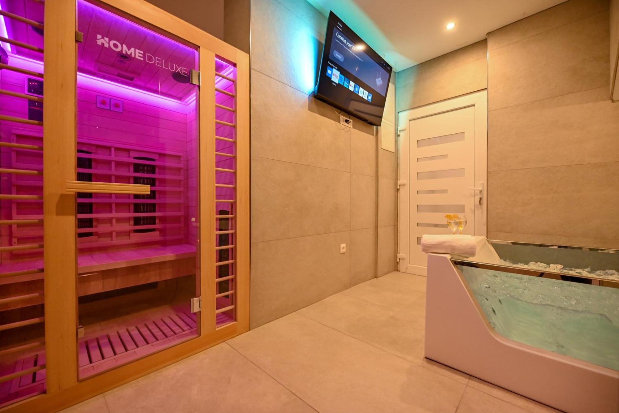 Luxury Apartment With Garden Jacuzzi And Wellness Трогир Экстерьер фото